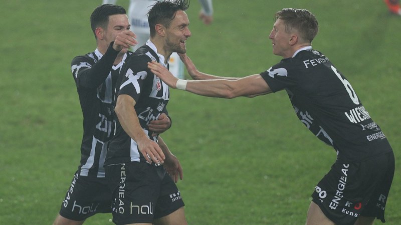 Bilder der 15. Bundesliga-Runde 2018/19