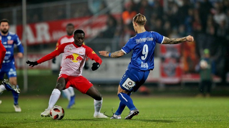 Bilder der 15. Bundesliga-Runde 2018/19