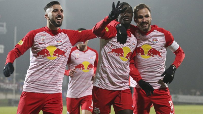 Bilder der 15. Bundesliga-Runde 2018/19