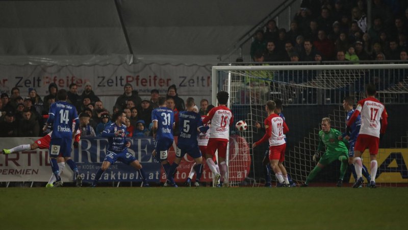 Bilder der 15. Bundesliga-Runde 2018/19