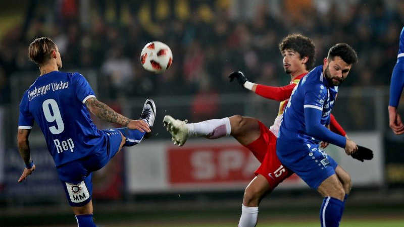 Bilder der 15. Bundesliga-Runde 2018/19