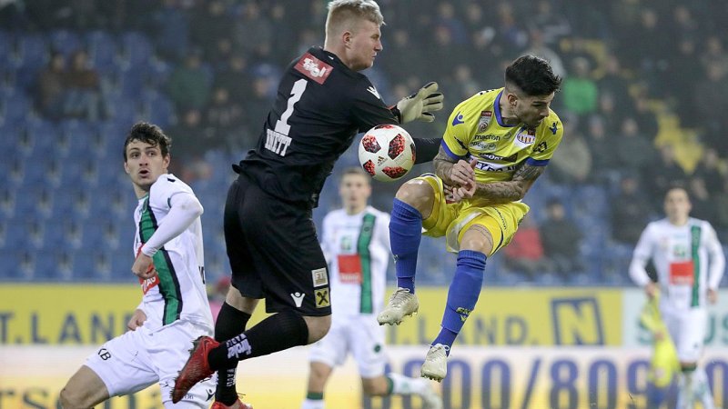 Bilder der 15. Bundesliga-Runde 2018/19