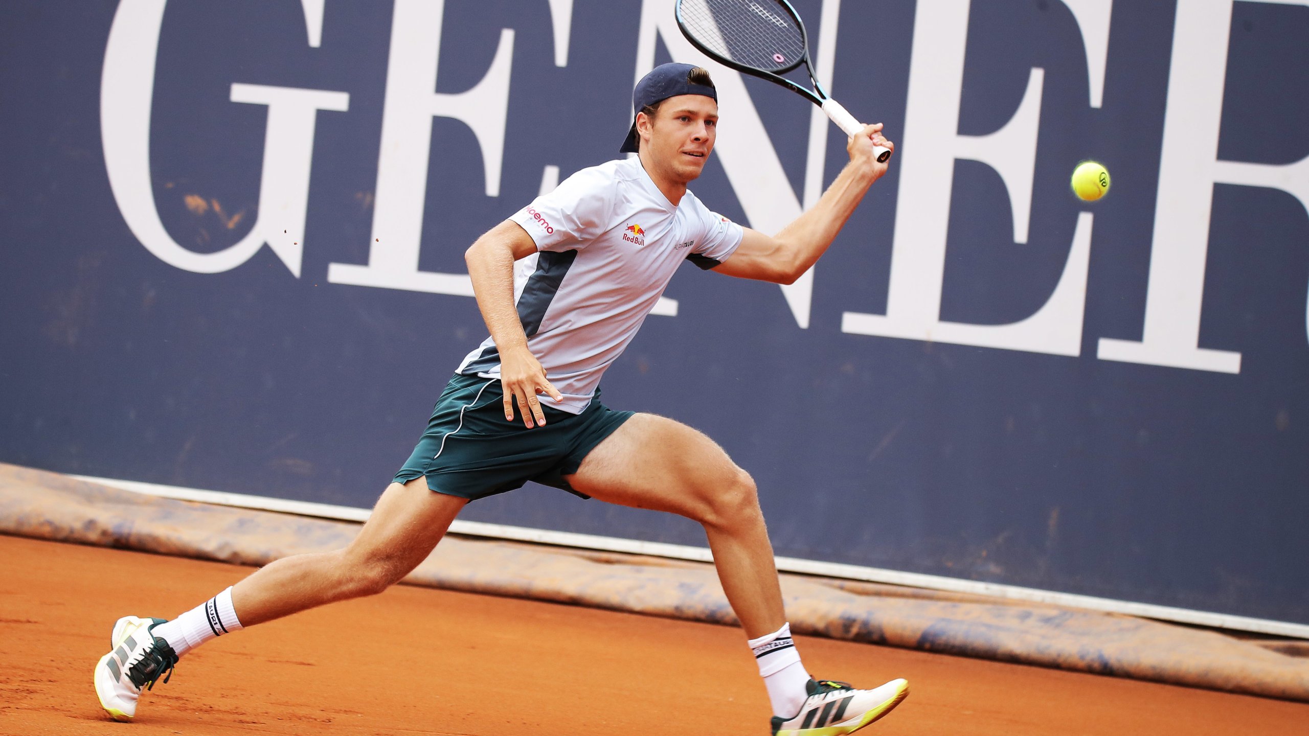 Schwärzler nach hartem Kampf gegen Fucsovics out