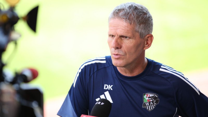 Kühbauer fordert Transfers: "Haben mit dem Kader Probleme"