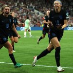 Titelverteidiger England zittert sich ins EM-Finale