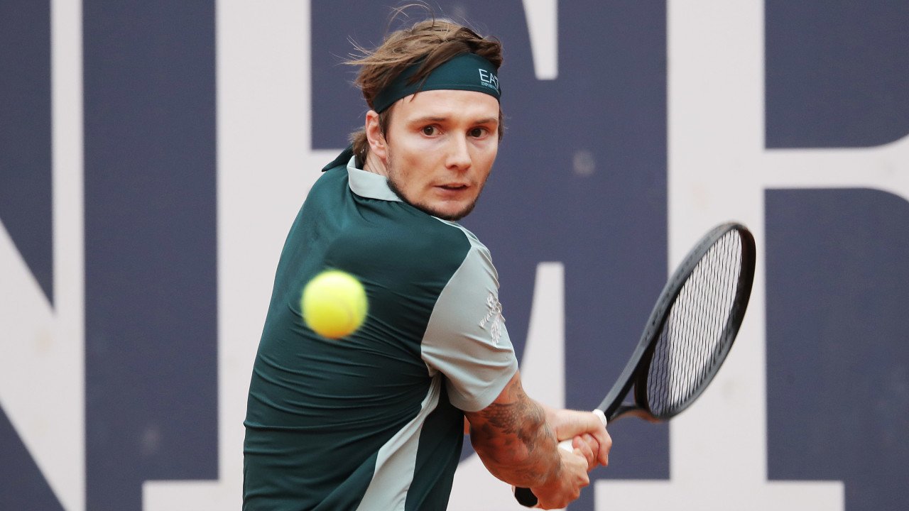 Topgesetzter Bublik in Kitzbühel im Halbfinale