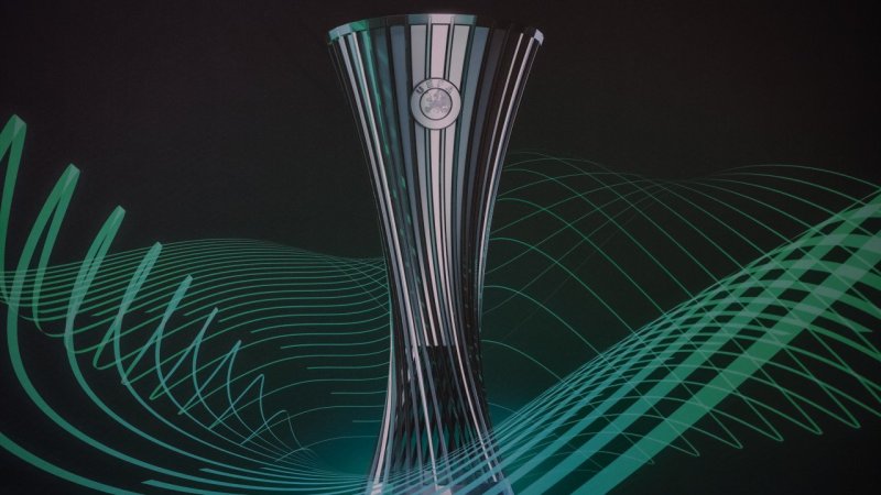 Möglicher FAK-Playoff-Gegner mit Machtdemonstration