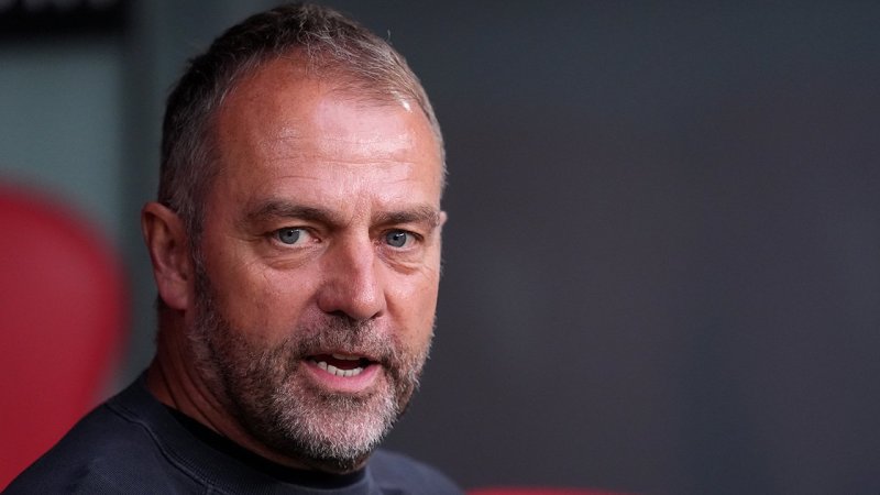 Barca schließt sich Real im Rennen um Ex-Bullen an