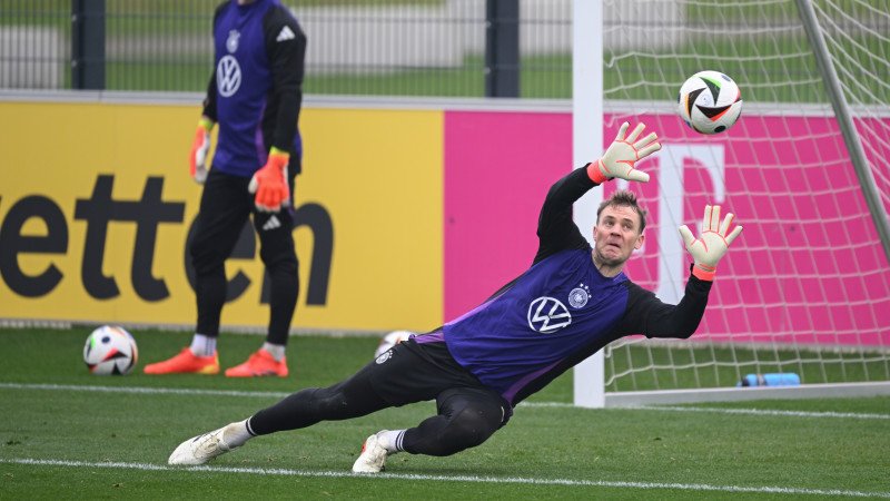 Steht Manuel Neuer vor einem Comeback im DFB-Team?