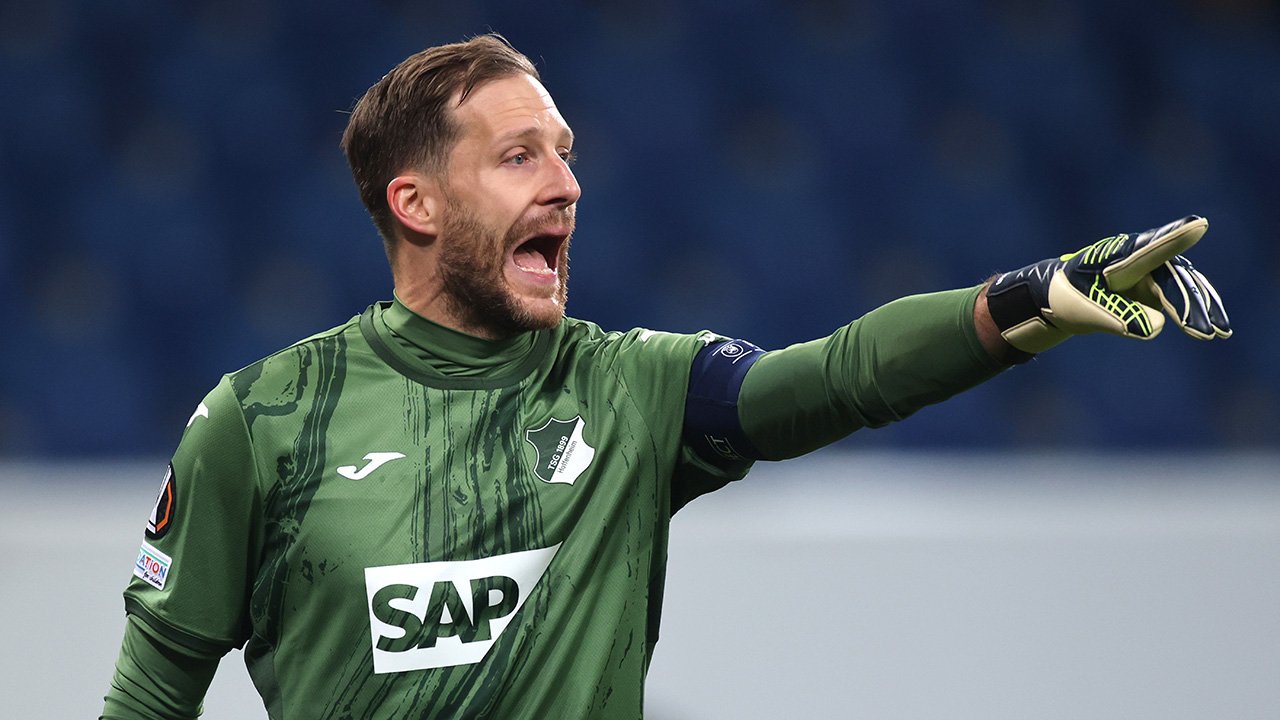 Fix: Andreas Schicker verlängert mit Kapitän und Stammkeeper