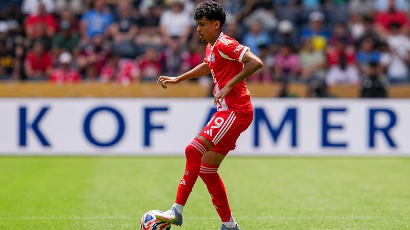 Bayern gibt nächstes Talent ab - Eberl legt mit Kritik nach