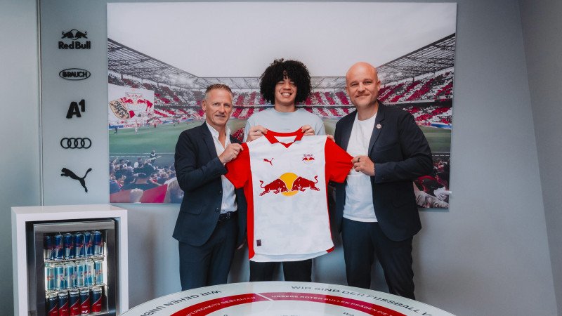 Salzburg holt Innenverteidiger vom VfB Stuttgart