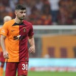 Yusuf Demir steht am Wunschzettel eines Abstiegskandidaten