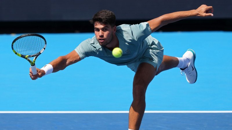 Nach hartem Kampf! Alcaraz gewinnt Auftakt in Cincinnati