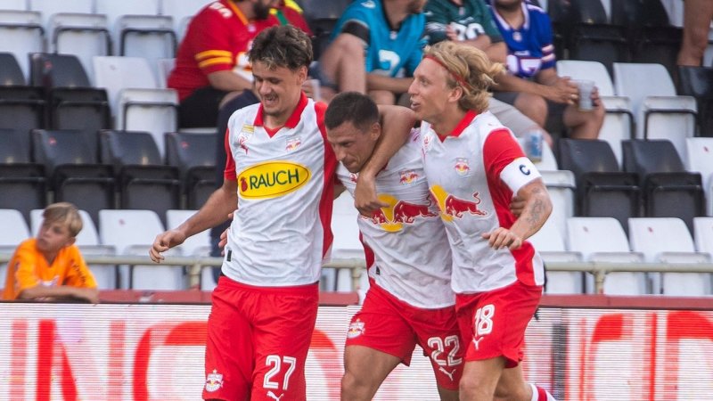 Salzburg zittert sich zum Sieg gegen Hartberg