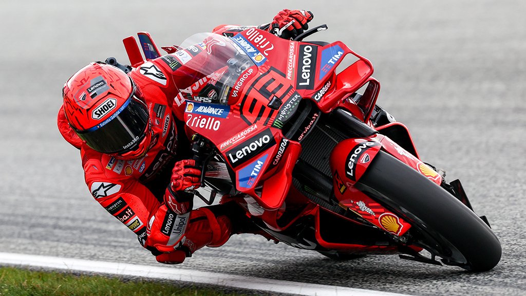 Nächster Sprintsieg! Marc nutzt Crash von Alex Marquez aus