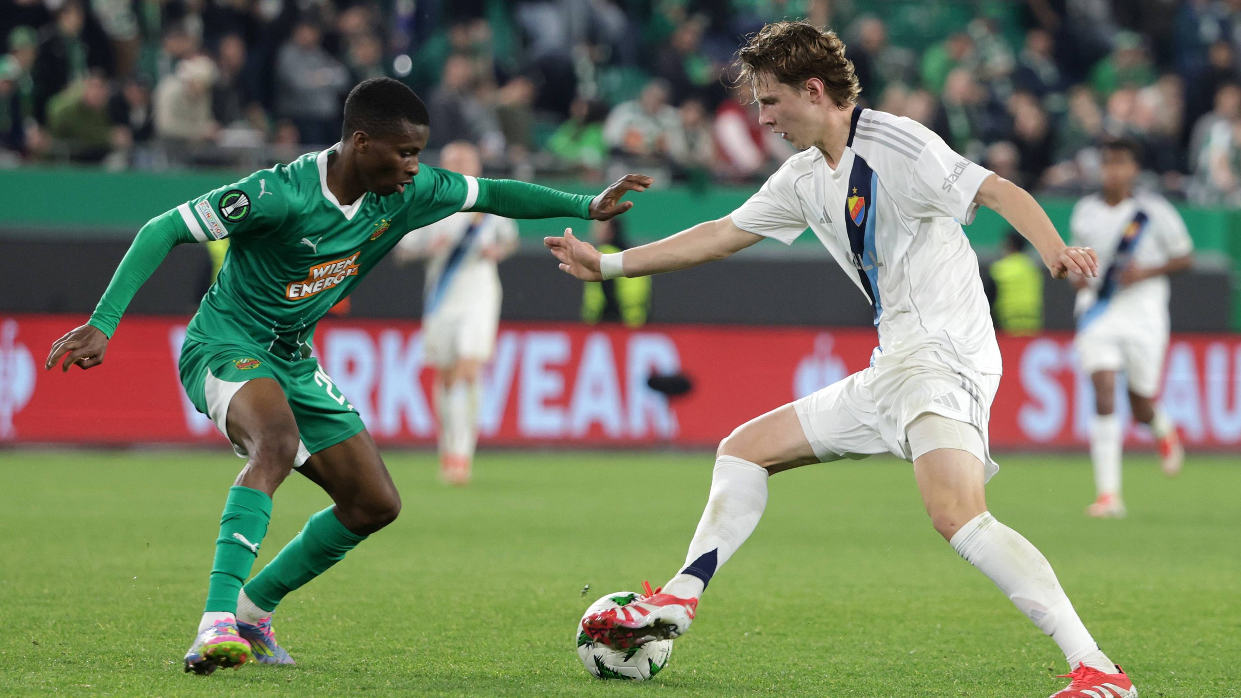 Schnappt sich Salzburg Stürmer von Rapid-Schreck?