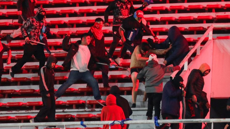 Nach Krawallen: Independiente-Stadion bleibt geschlossen