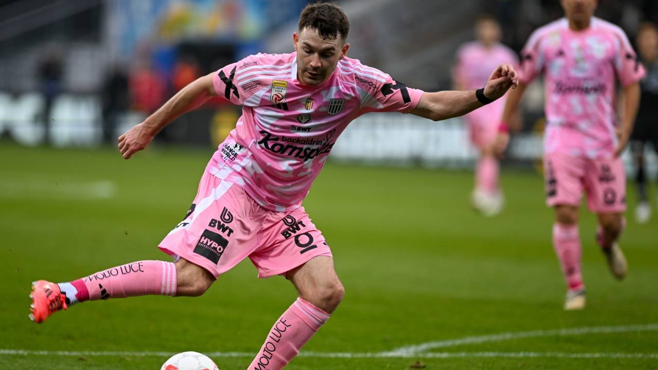 Der <a href='/de/daten/news/fussball/lask/' class='tag'>LASK</a> spielt künftig nicht mehr in Rosa