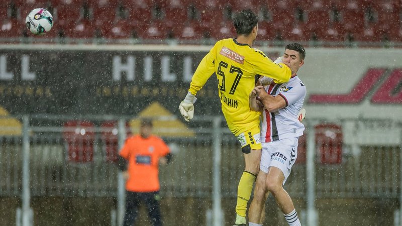 Klagenfurt verliert zwei Goalies und geht gegen Admira unter