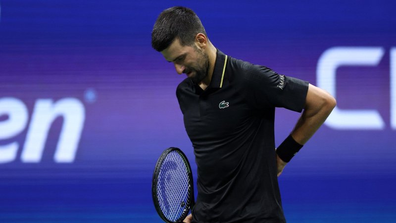 Rücken zwickt: Djokovic müht sich ins US-Open-Achtelfinale