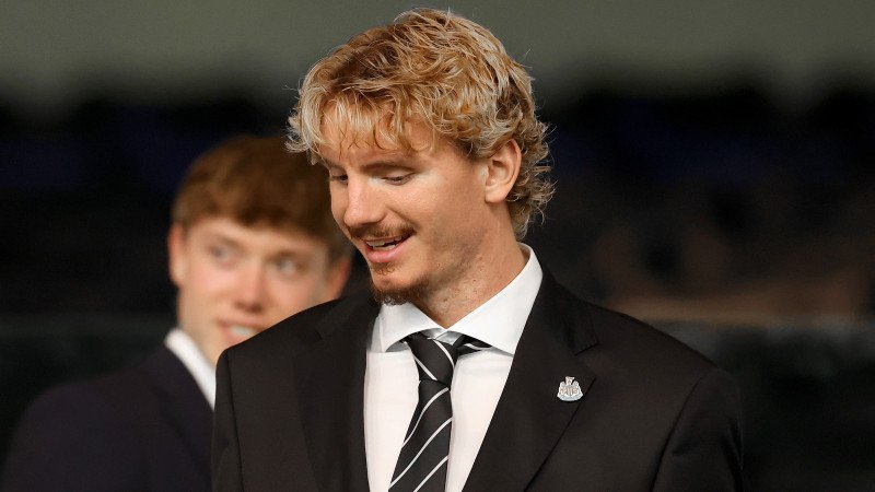 Das sagt Woltemade zu Hammer-Transfer in die Premier League