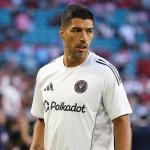 So lange wird Luis Suarez nach dem "Spuck-Eklat" gesperrt