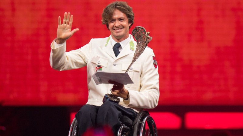 Die Gala-Outfits unserer heimischen Sport-Stars