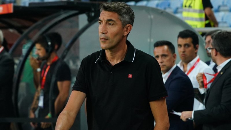 Benfica entlässt Trainer nach Niederlage gegen Qarabag Agdam