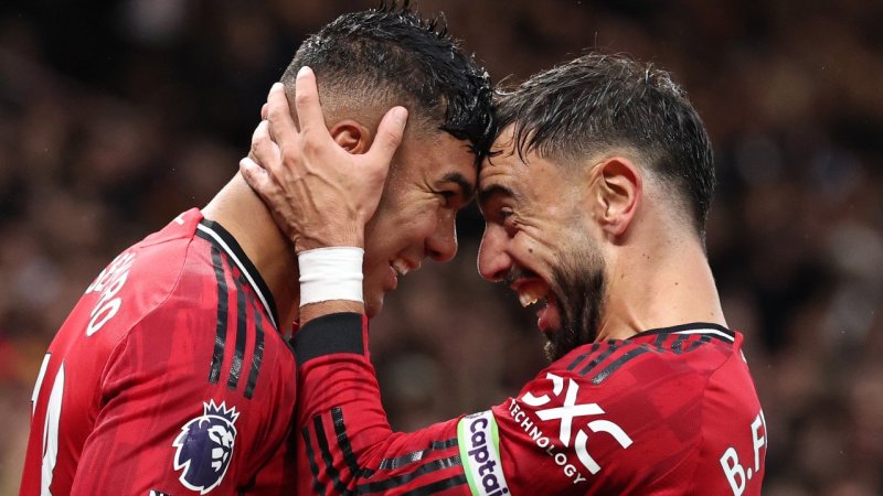 Casemiro trifft und fliegt! ManUnited gewinnt Spitzenspiel