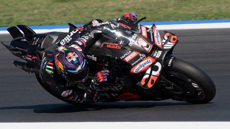 Crash! MotoGP-Weltmeister Martin verletzt sich bei Sturz