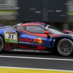 Konkurrenz düpiert: Verstappen triumphiert auf Nordschleife