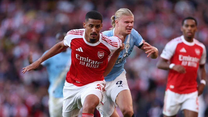 Arsenal verlängert mit Abwehrchef