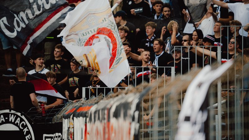 Admira-Fans fordern Aus von Silberberger und Muhr
