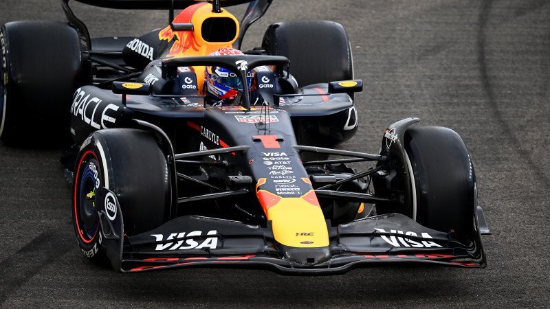 Verstappen markiert die Bestzeit im FP3 in Singapur