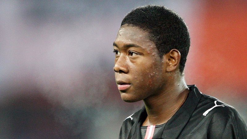 Die besten Frisuren Alabas Karriere