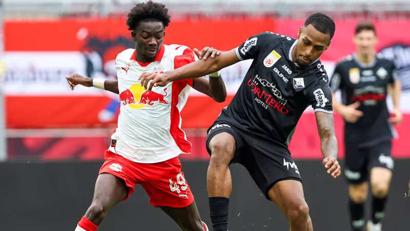 Salzburg vergibt dritten Sieg in Folge in Unterzahl