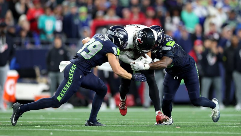 Seahawks gewinnen gegen Texans, Bucs-Receiver Evans verletzt