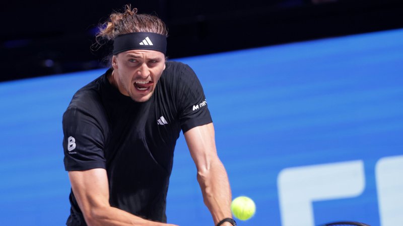 Zverev müht sich in Wien ins Achtelfinale