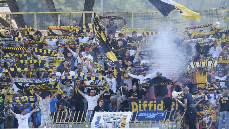 Mafiöse Verstrickungen: Schwere Vorwürfe gegen Serie-B-Klub