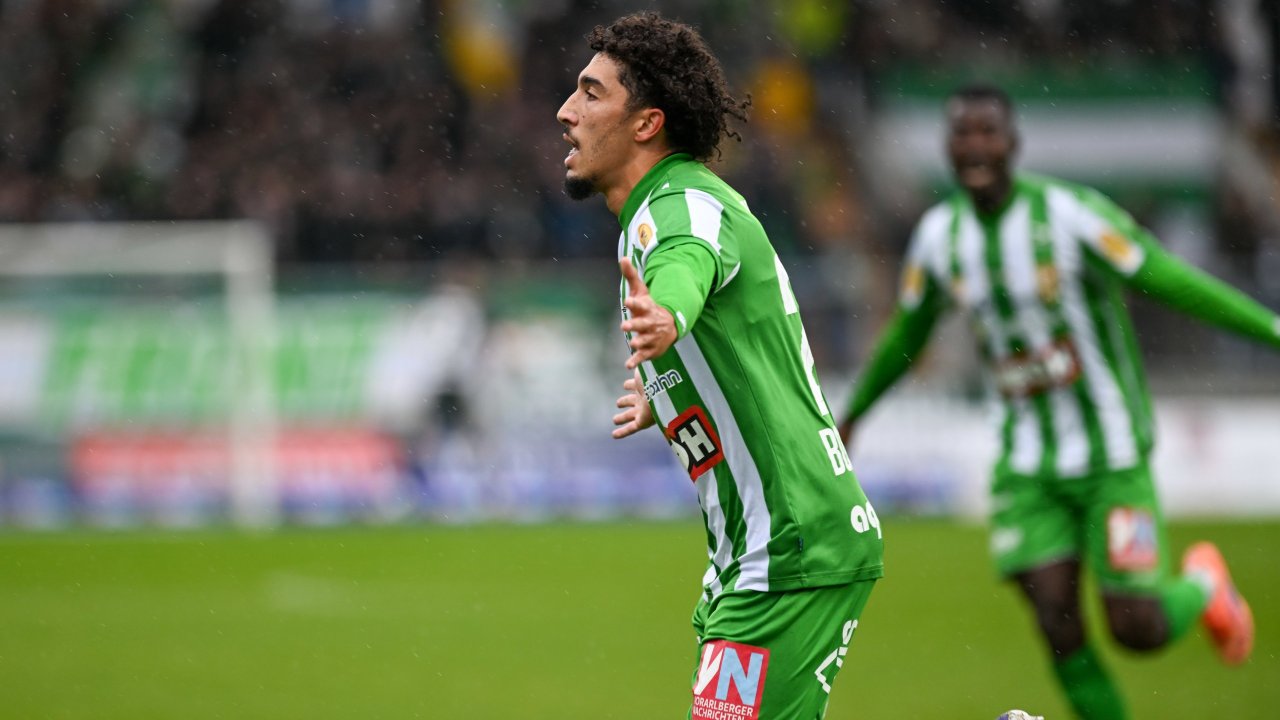 Bild für Früher Doppelschlag bringt Lustenau den Sieg