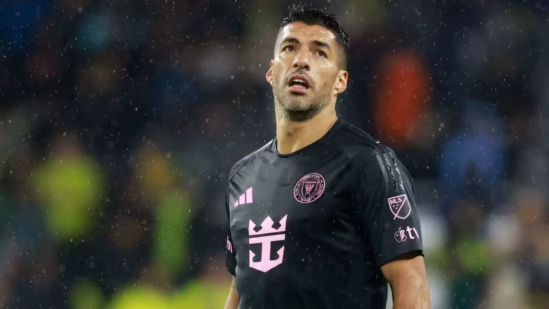 Luis Suárez handelt sich erneut Sperre ein