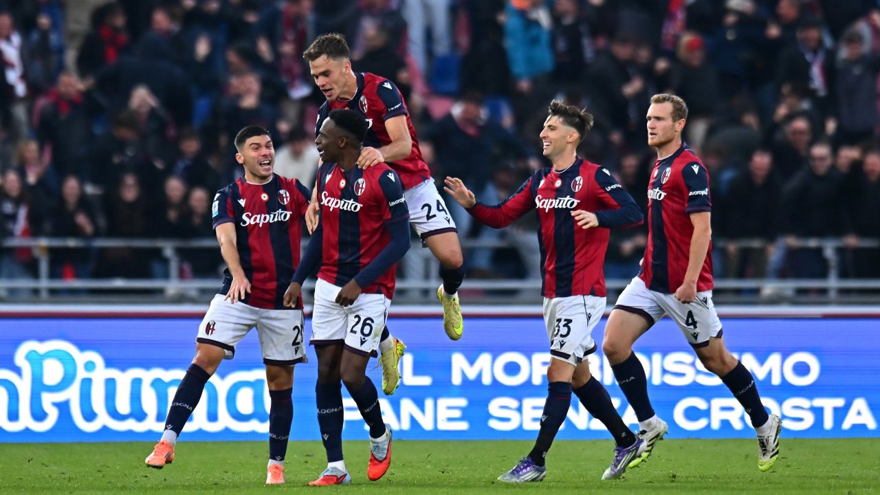 Bild für Bologna zwingt Meister Napoli in die Knie