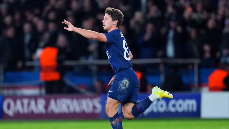 Neves beschert PSG Last-Minute-Erfolg über Lyon