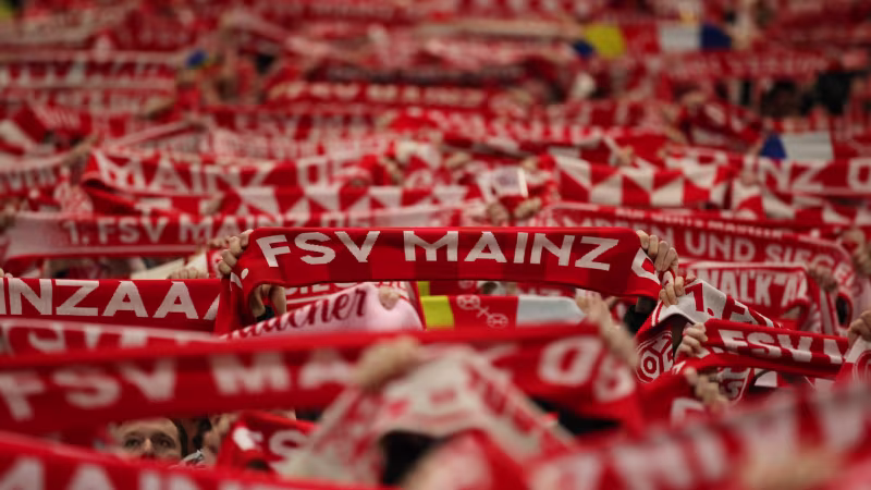 Mainz-Fans überfallen Polizisten - Klub zeigt sich bestürzt