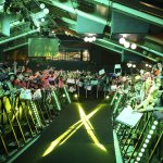 Menzies schlägt bei Darts-WM auf Tisch ein