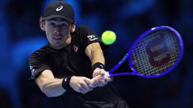 De Minaur hält seine Aufstiegschance am Leben