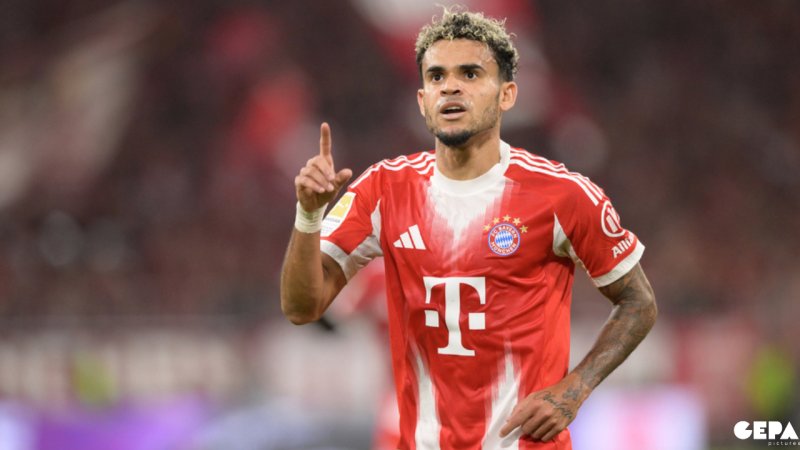 Exklusives FC Bayern München Trikot signiert von Luis Diaz