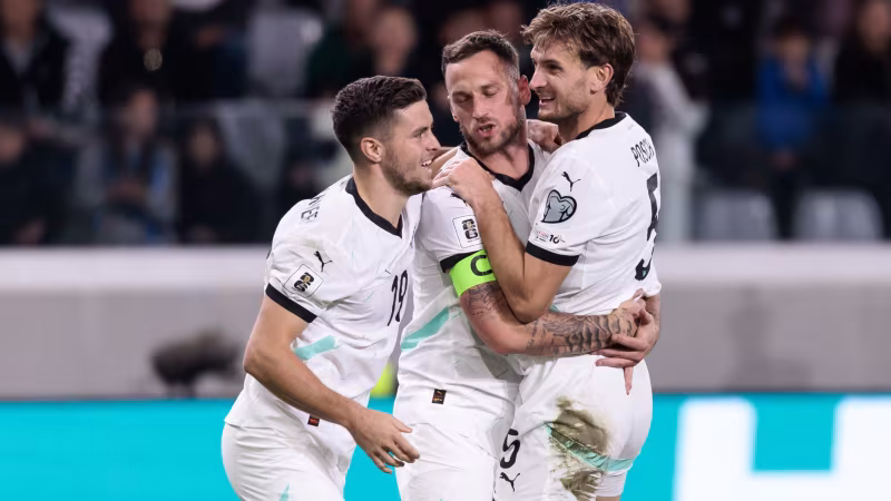 ÖFB-Elf weiht den Rasen ein