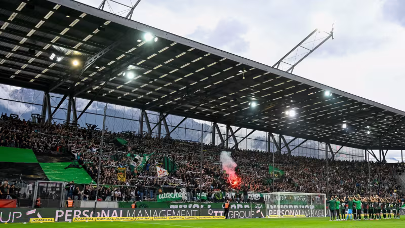 Ausschreitungen: Wacker-"Fans" liefern sich Kämpfe mit Polizei